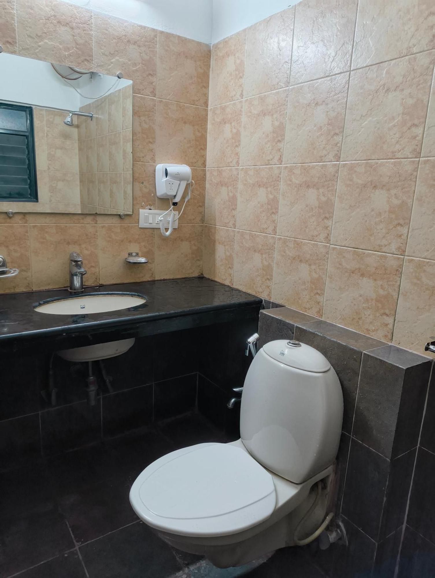 Hoshtel99 - Lux - Stay, Cowork And Cafe - Luxurious Bungalow Pune Exterior photo